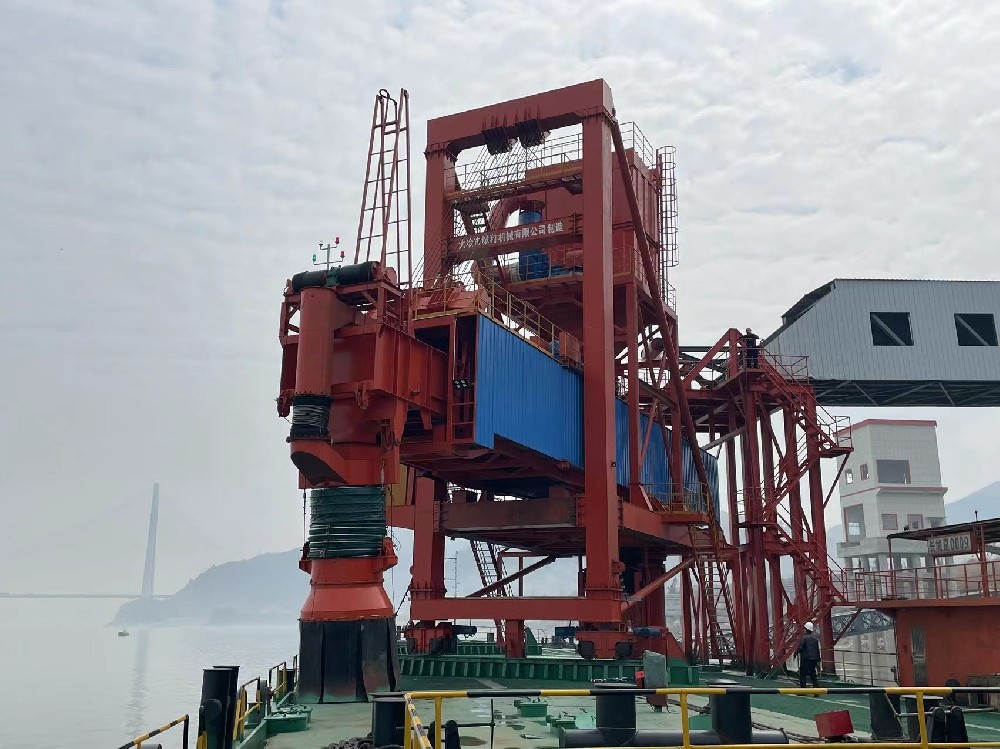 黄石港阳新港区富池作业区电建建材产业园码头工程 3#、4#泊位顺利通过交工验收